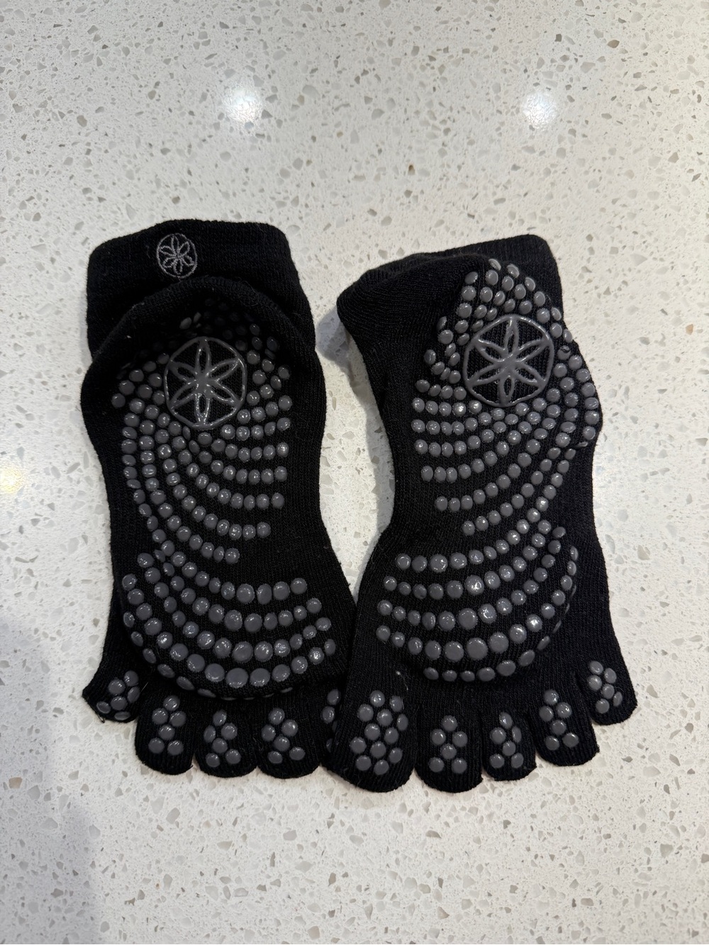 Women’s Small Black Non-Slip Pilates Toe Socks